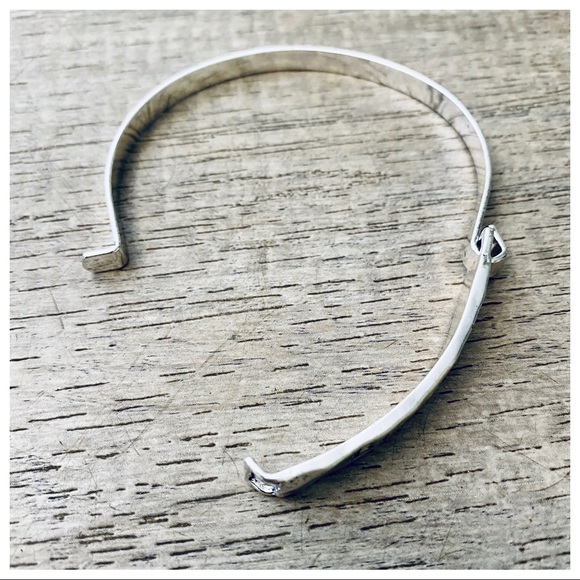 SET OF 2 BLESSED SILVER STAINLESS STEEL BANGLE - Picture 4 of 5